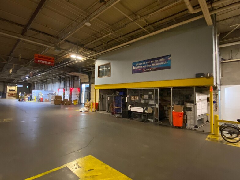 Primary Photo Of 4147 Keller Rd, Holt Distribution For Sale