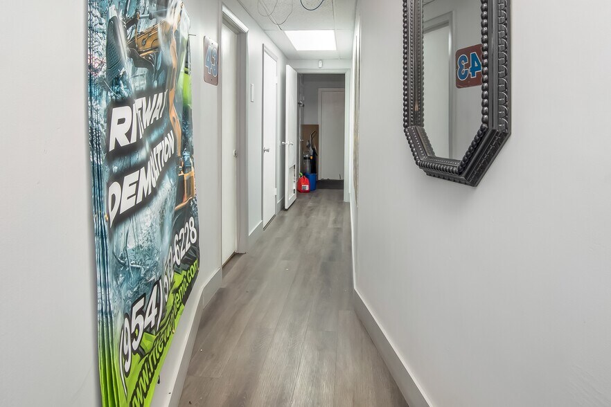 More Photos Of 3071 NW 64th Ave, Sunrise Warehouse For Sale