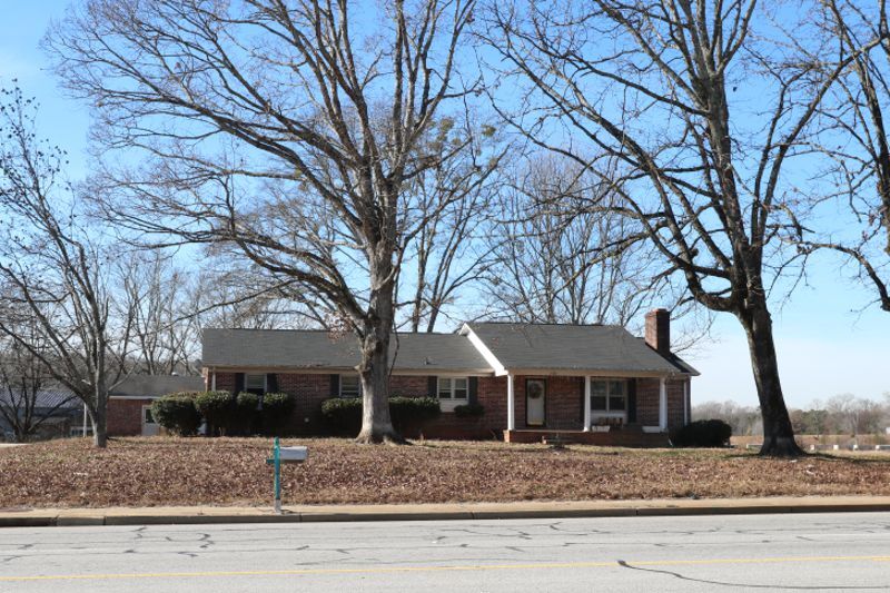 More Photos Of 2190 Highway 101 S, Greer Land For Sale