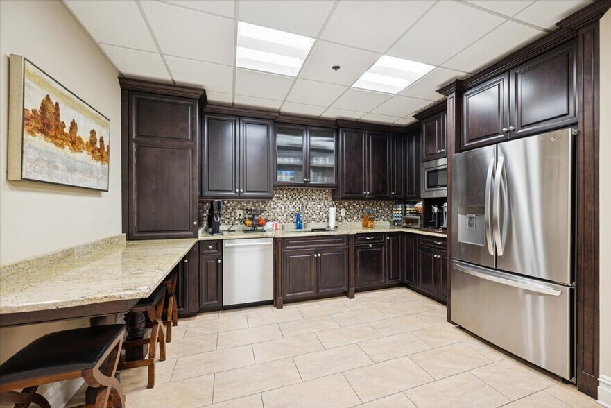 More Photos Of 58 Mount Bethel Rd, Warren Office For Lease