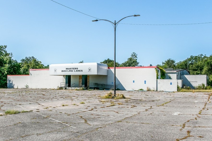 More Photos Of 1810 Gordon Hwy, Augusta Bowling Alley For Sale