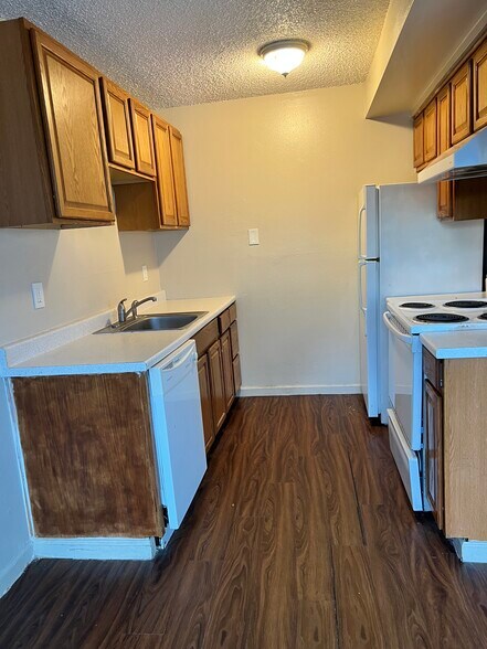 More Photos Of 6244-6260 N Columbia Way, Portland Apartments For Sale