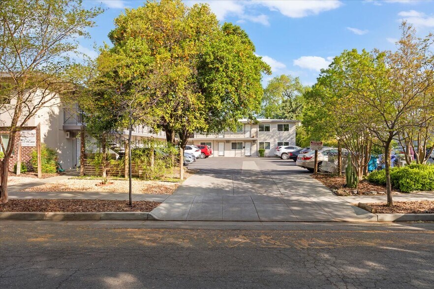 More Photos Of 311 7th St, Davis Apartments For Sale