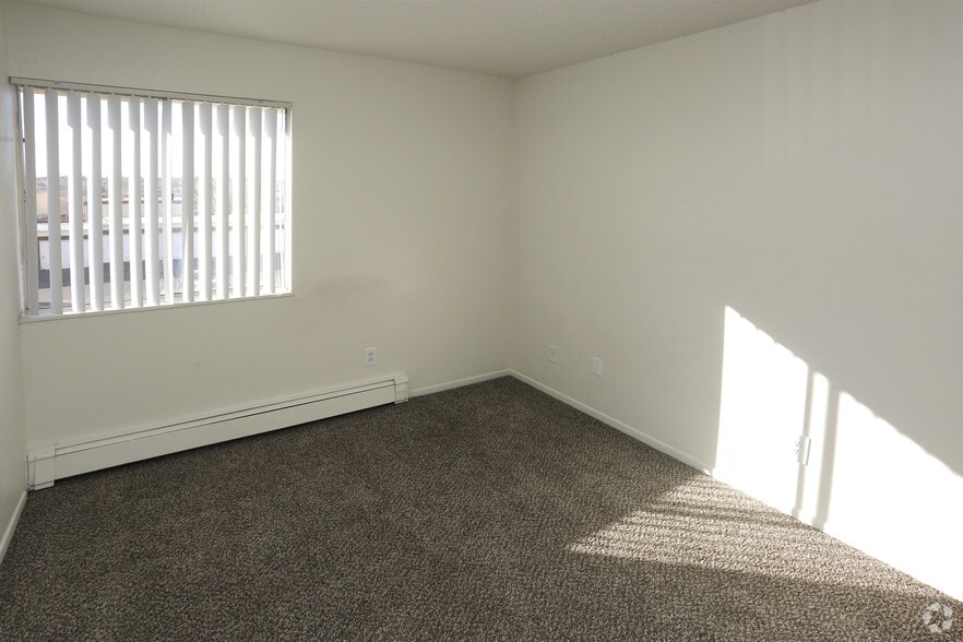 More Photos Of 2025 Jerry Murphy Rd, Pueblo Apartments For Sale