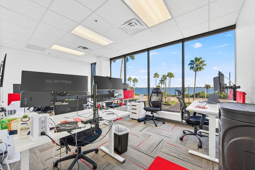 More Photos Of 930 S Harbor City Blvd SW, Melbourne Office For Sale