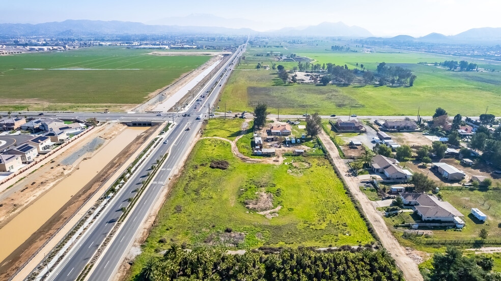 More Photos Of 26041 Murrieta Rd, Menifee Land For Lease