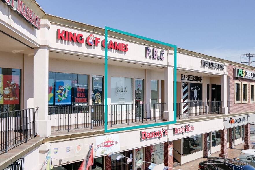 More Photos Of 1570 S Western Ave, Los Angeles Unknown For Lease