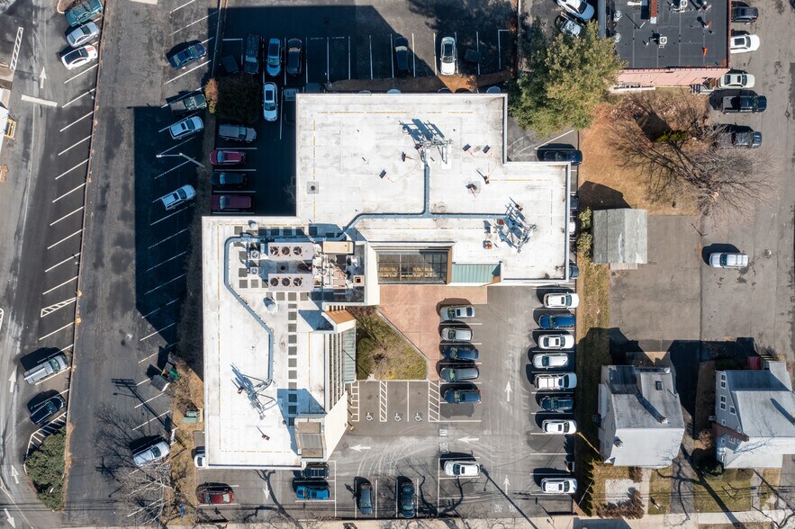 More Photos Of 140 Sherman St, Fairfield Medical For Lease