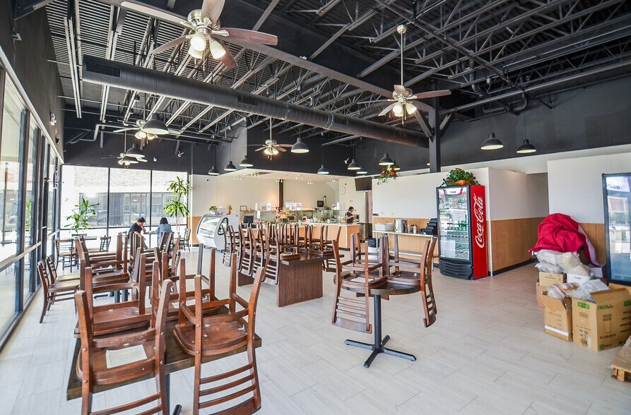 More Photos Of 4899 Highway 6, Missouri City Unknown For Lease