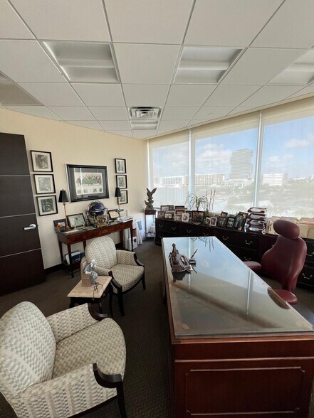 More Photos Of 20900 NE 30th Ave, Aventura Office Residential For Sale
