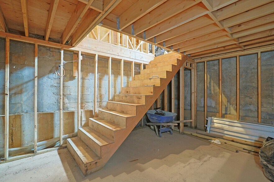 More Photos Of 511 Route 304, New City Office For Sale