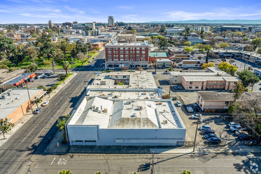 More Photos Of 1029-1045 N El Dorado St, Stockton Office For Lease
