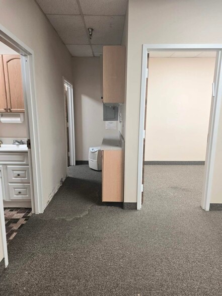 More Photos Of 1 Executive Blvd, Suffern Office For Lease