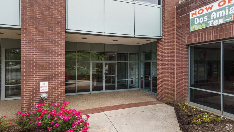 More Photos Of 7375 Boston Blvd, Springfield Unknown For Sale