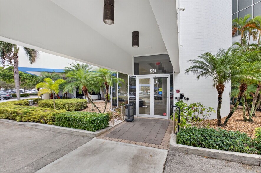 More Photos Of 5150 Linton Blvd, Delray Beach Medical For Lease