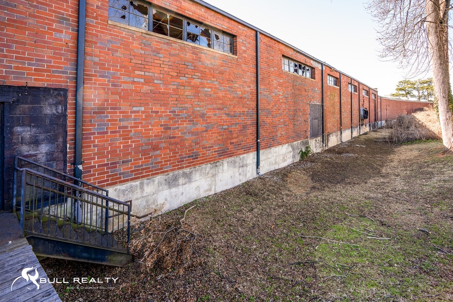 More Photos Of 979 Donnelly Ave SW, Atlanta Warehouse For Sale