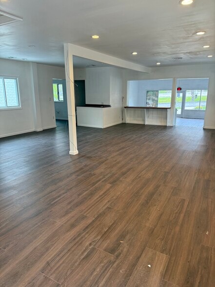 More Photos Of 3118 State Route 10, Denville Storefront Retail Office For Lease