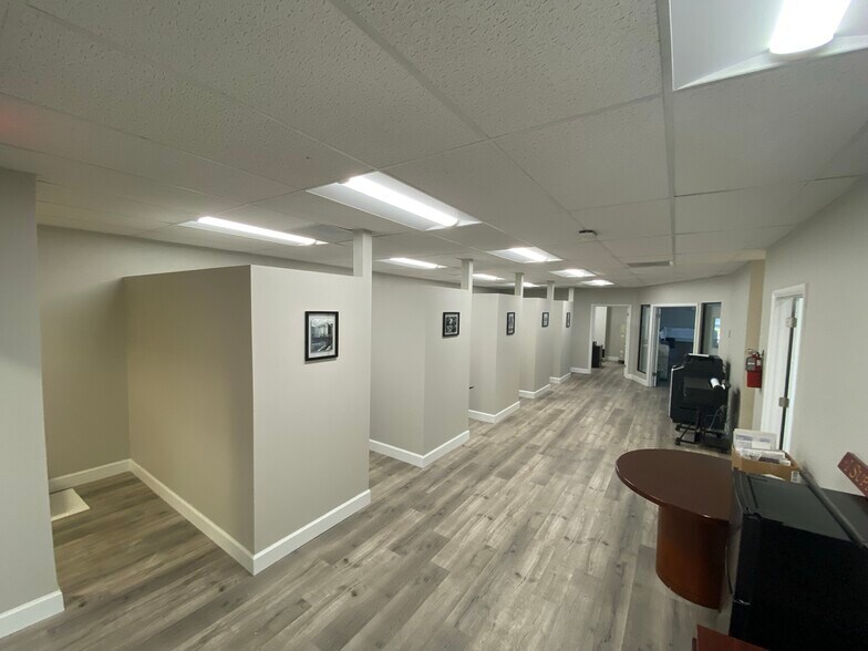 More Photos Of 430 Andalusia Ave, Ormond Beach Warehouse For Lease