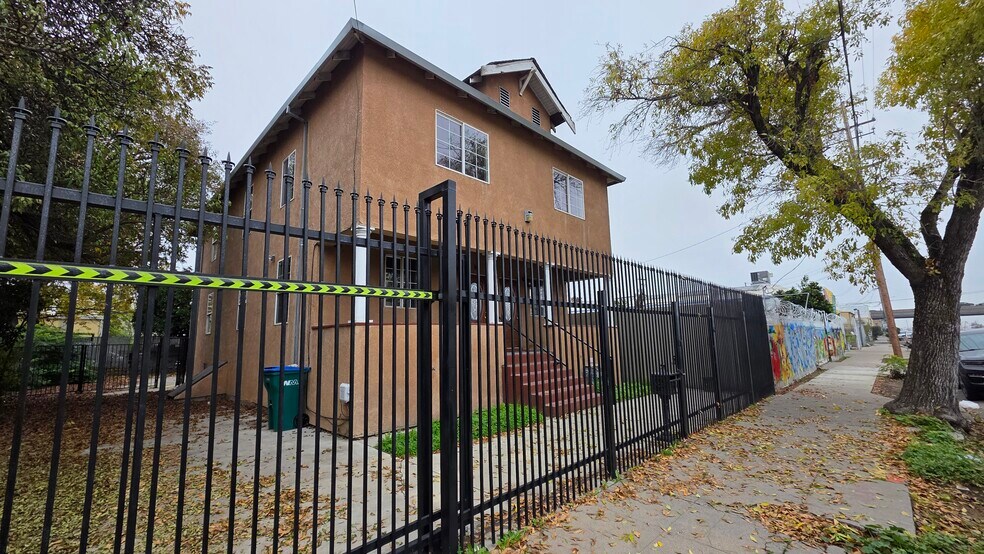 More Photos Of 14 S Union St, Stockton Multifamily For Sale