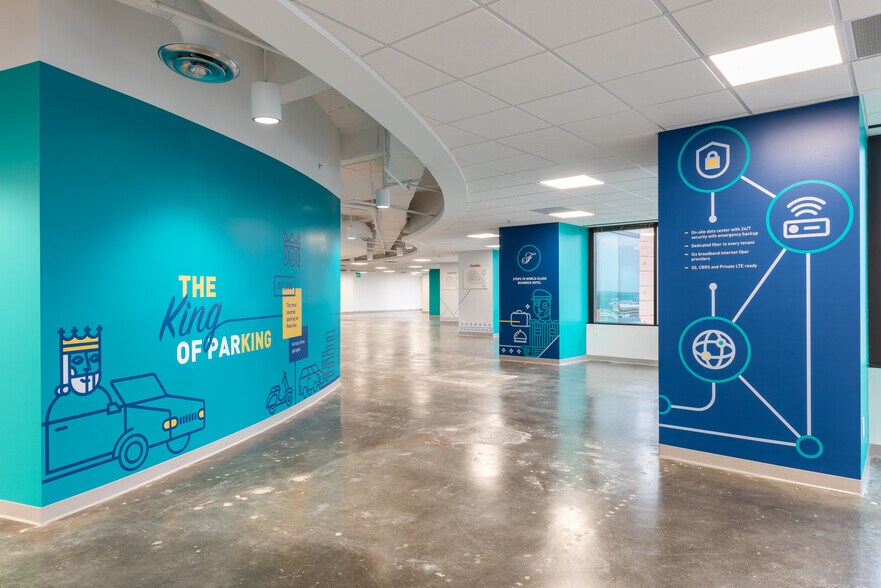 More Photos Of 500 N Akard St, Dallas Office For Lease