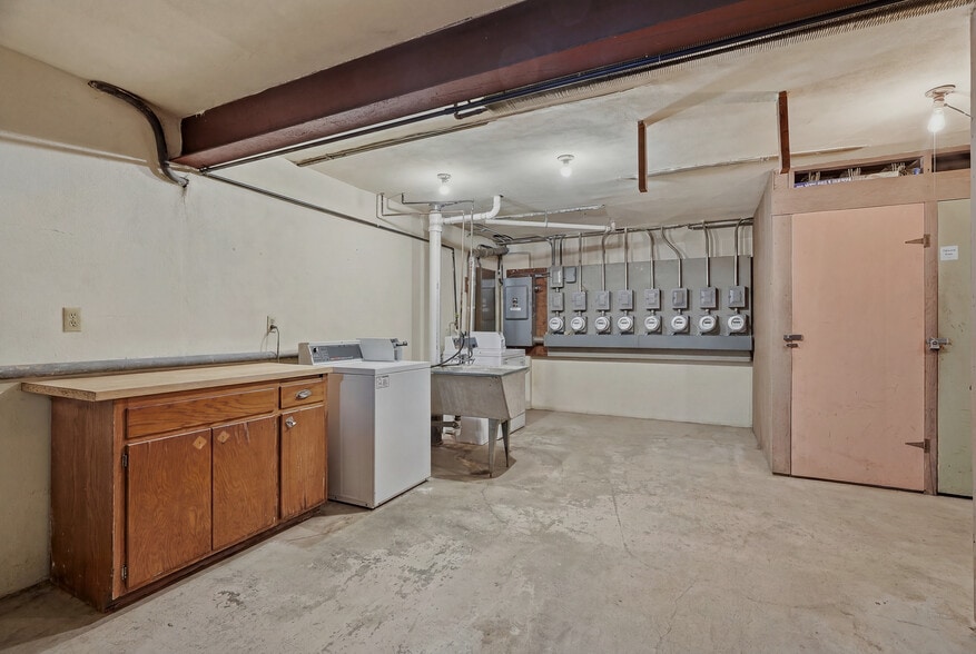 More Photos Of 394 Pierce St, Saint Paul Apartments For Sale