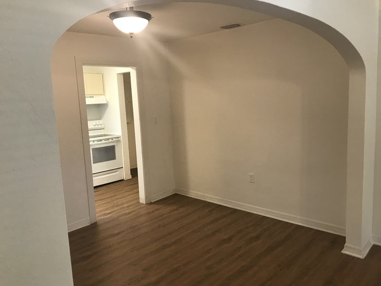 More Photos Of 3638 1st Ave N, Saint Petersburg Office Residential For Sale