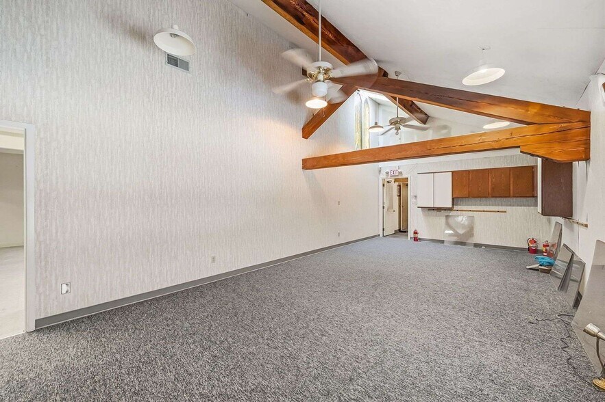 More Photos Of 412 E River St, Elyria Office For Sale