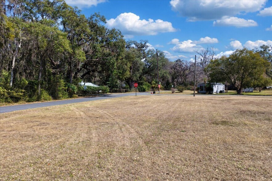 More Photos Of 18450 NE 40th St, Williston Land For Sale