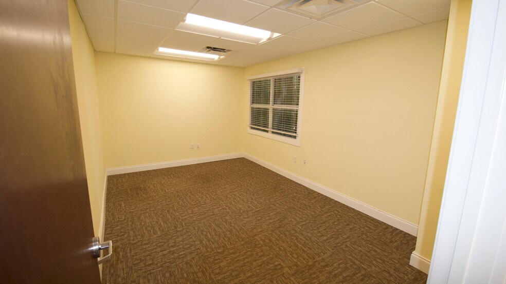 More Photos Of 1232-1238 N University Dr, Plantation Office For Lease