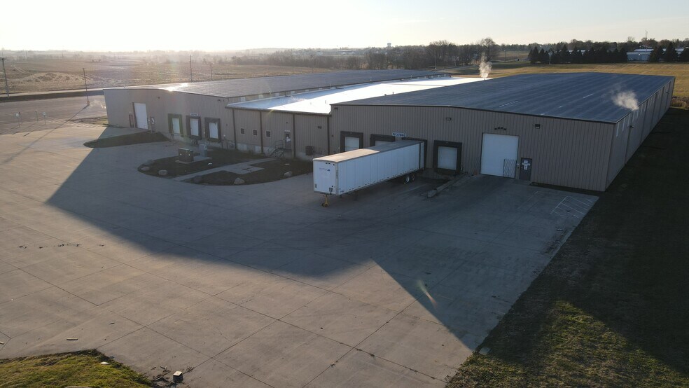 More Photos Of 1801 N 19th Ave E, Newton Warehouse For Sale