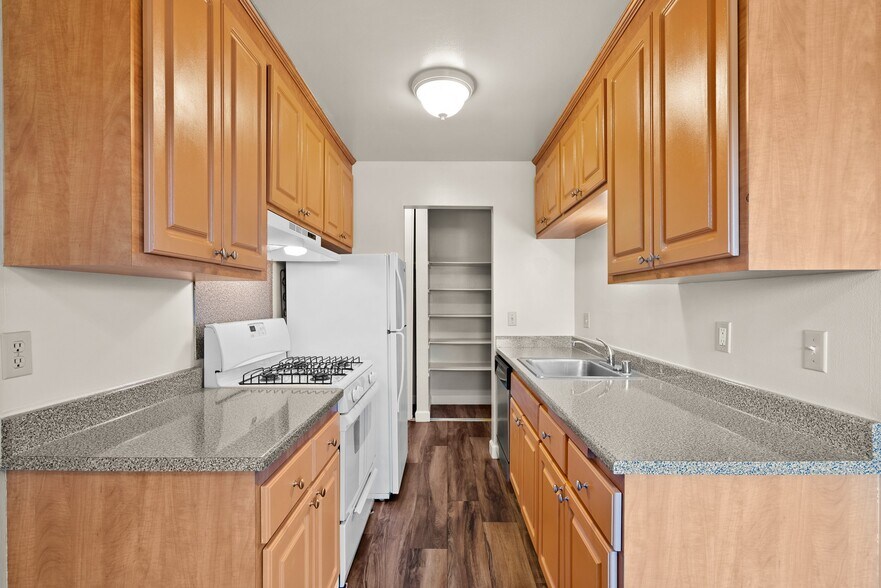 More Photos Of 3515 Chestnut Ave, Concord Apartments For Sale