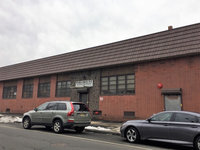 More Photos Of 175 Mount Pleasant Ave, Newark Warehouse For Lease