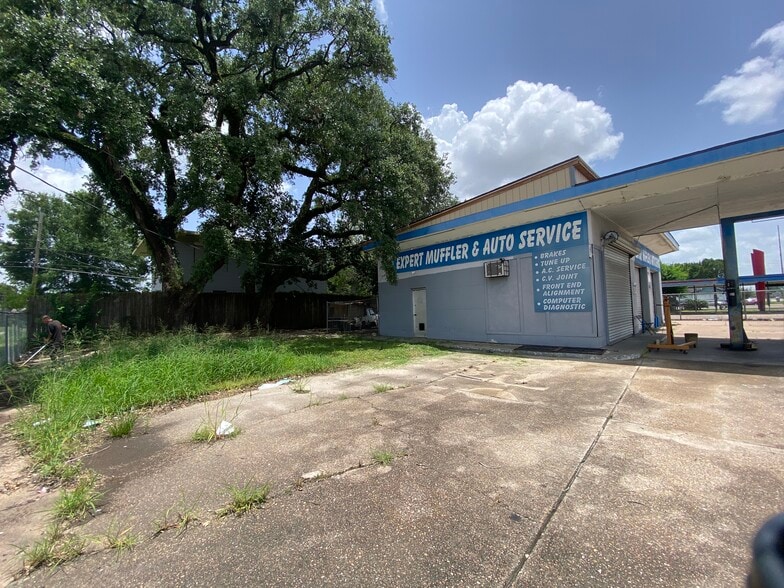 More Photos Of 1398 Washington Blvd, Beaumont Auto Repair For Lease