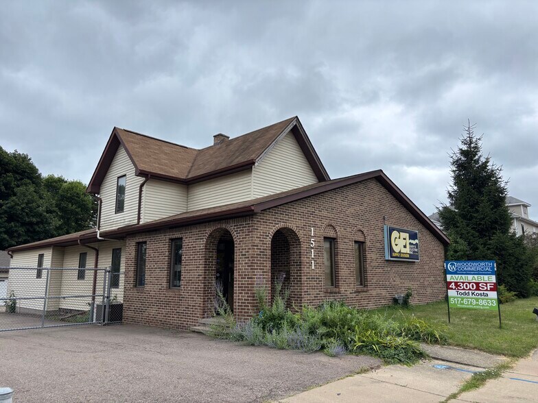 More Photos Of 1511 S Washington Ave, Lansing Office For Sale