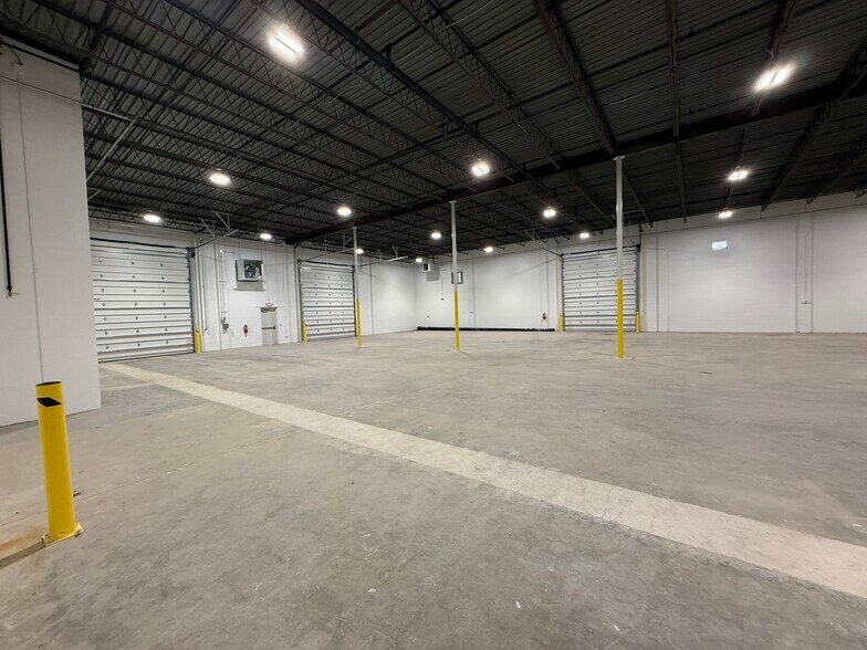 More Photos Of 1828 S Military Hwy, Chesapeake Warehouse For Lease