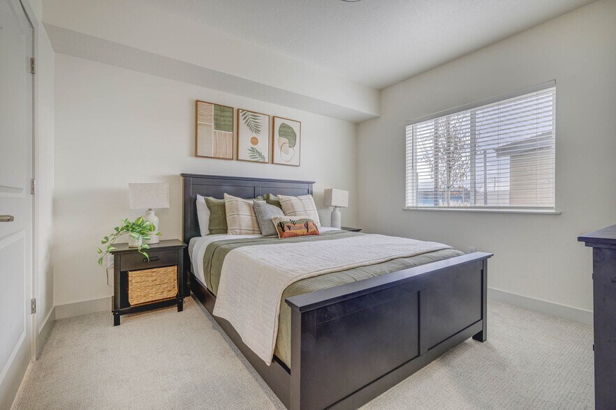 More Photos Of 447 W 4800 S, Murray Apartments For Lease