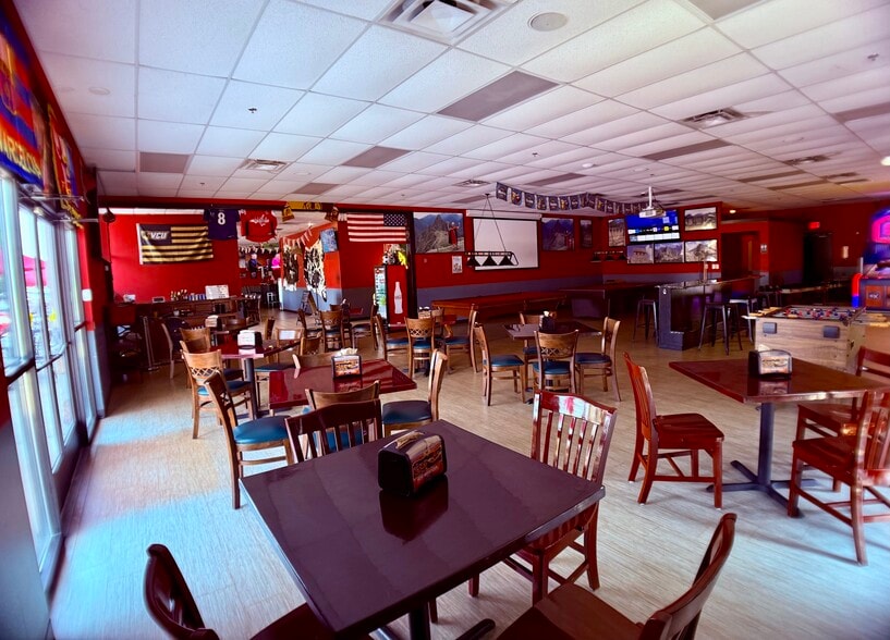 More Photos Of 11657 Lakeridge Pky, Ashland Storefront Retail Office For Lease