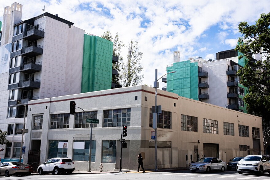 More Photos Of 650 Harrison St, San Francisco Flex For Lease