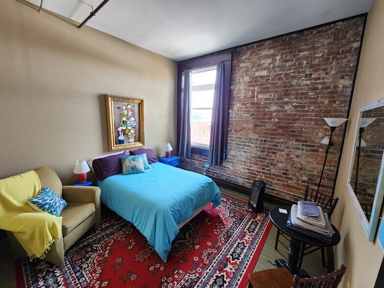 130 Center St, Meyersdale, PA 15552 Lodge Meeting Hall For Sale