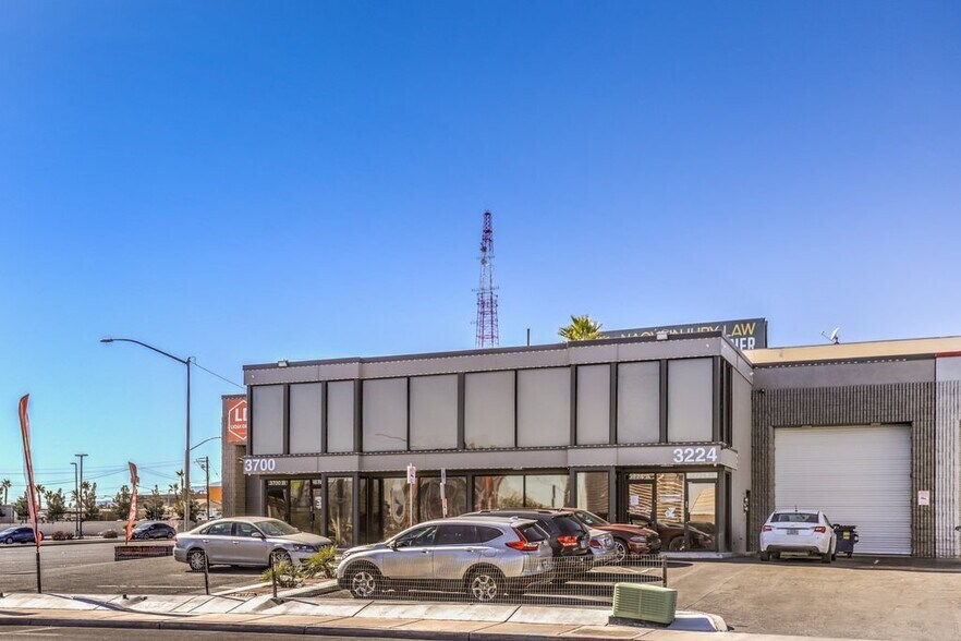 More Photos Of 3224 Procyon St, Las Vegas Warehouse For Lease