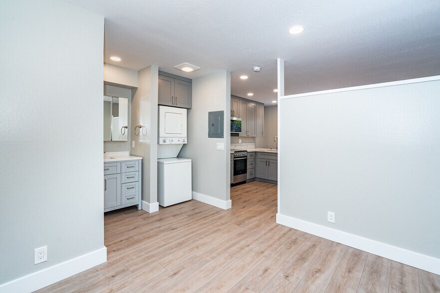 More Photos Of 37 Pacheco St, San Rafael Apartments For Sale