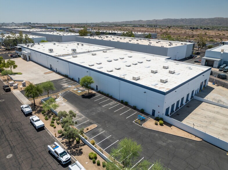More Photos Of 2434 S 10th St, Phoenix Warehouse For Lease