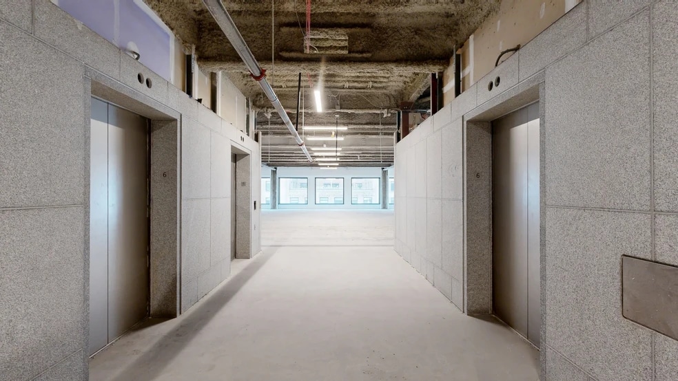 More Photos Of 120 Park Ave, New York Office For Lease