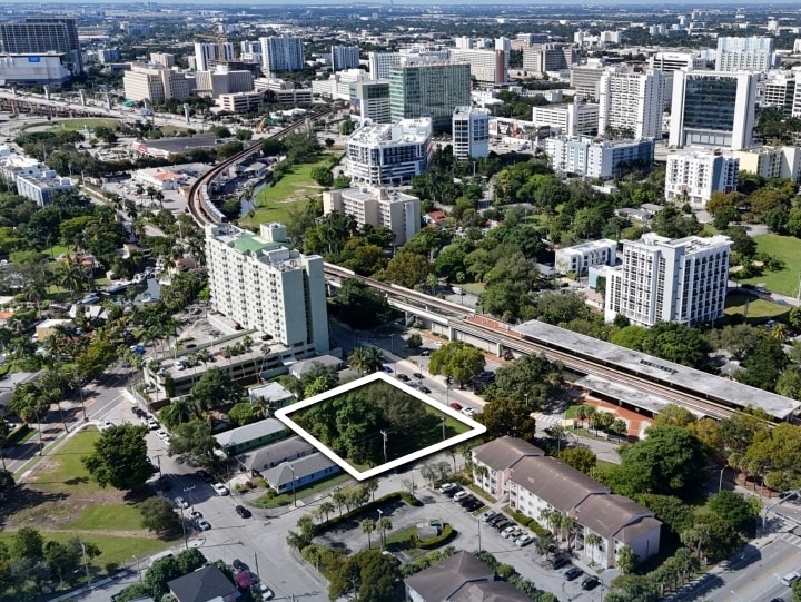 Primary Photo Of 752-766 NW 11th St, Miami Land For Sale
