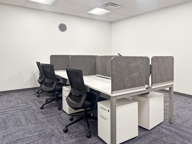 More Photos Of 40 NE Loop 410, San Antonio Coworking Space