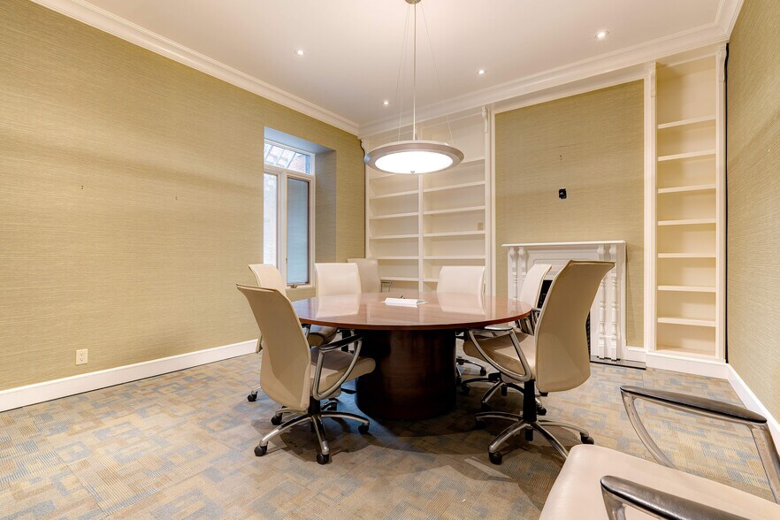 More Photos Of 15 Bold St, Hamilton Office Residential For Sale