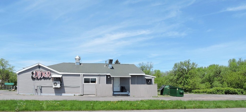 More Photos Of 7991 Route 31, Bridgeport Restaurant For Sale