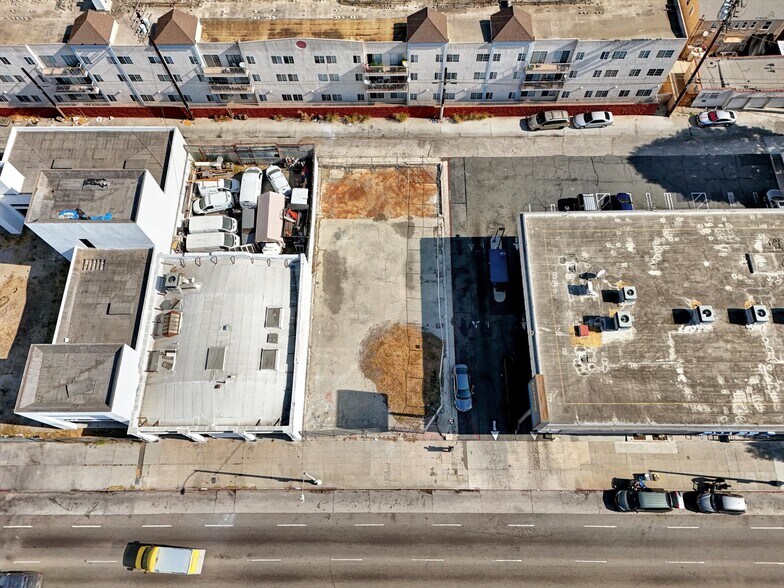 More Photos Of 1041 W Manchester Ave, Los Angeles Land For Sale