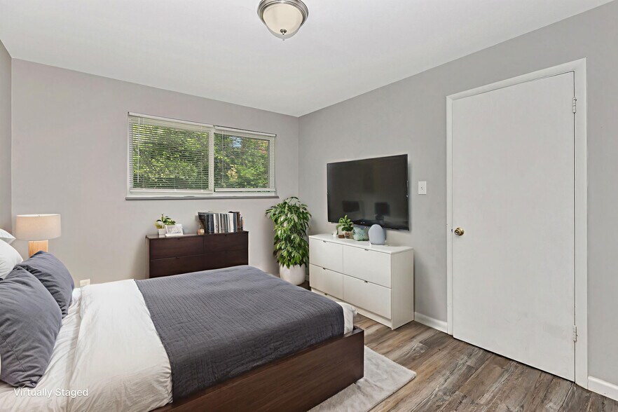 More Photos Of 1005-1007 Dana Ave, Cincinnati Apartments For Sale