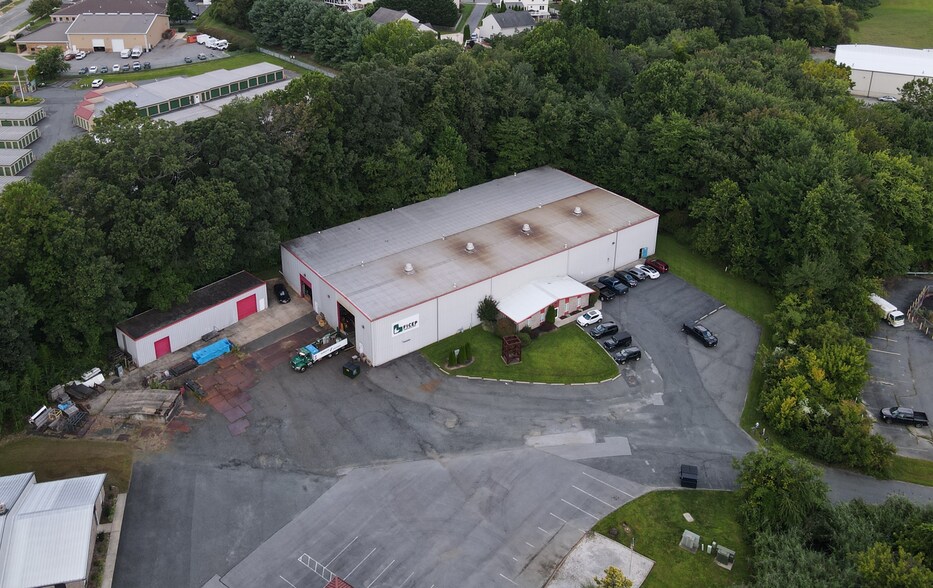 Primary Photo Of 2301 Industry Ct, Forest Hill Warehouse For Lease